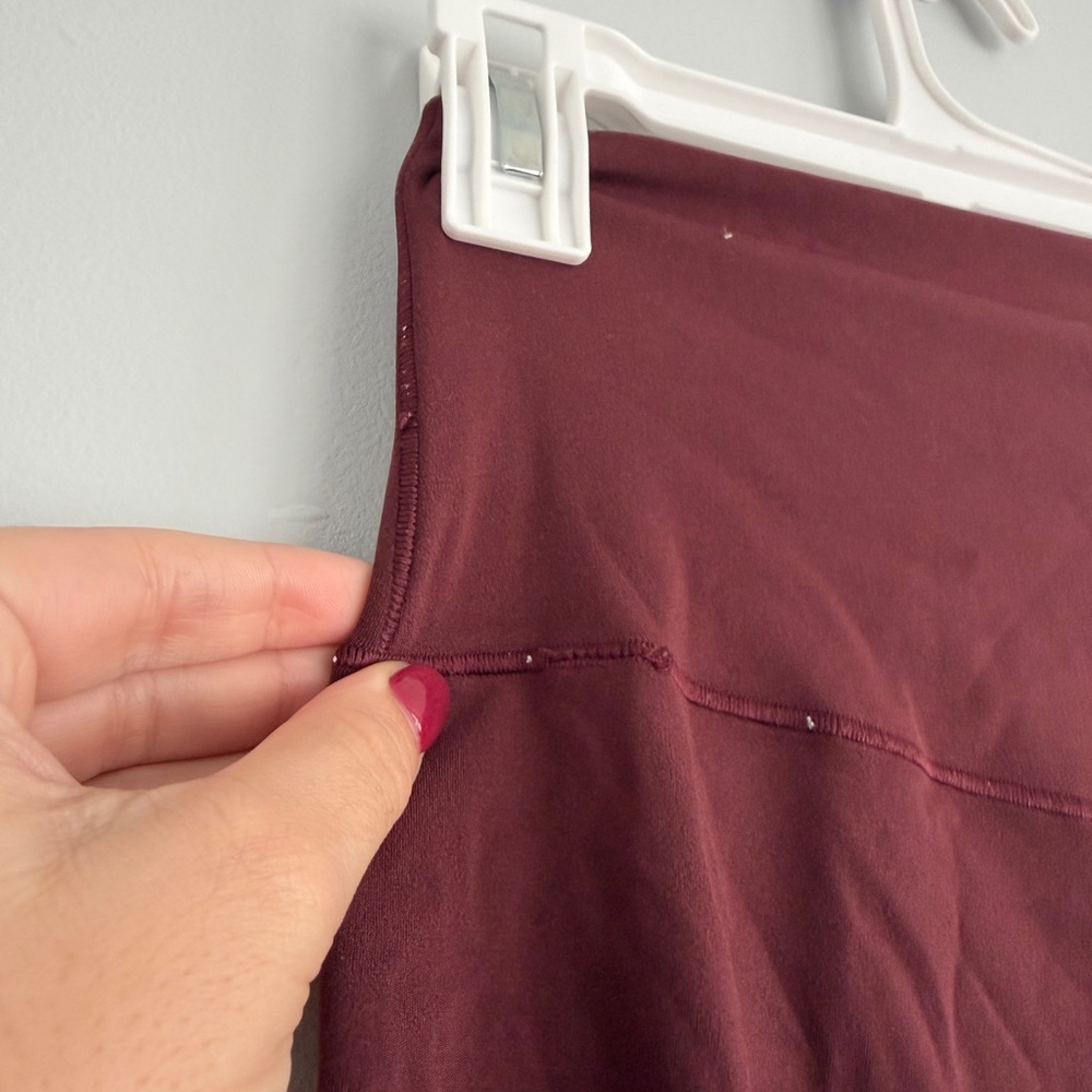 Aerie Maroon Offline 7/8 Leggings - Picture 3 of 7